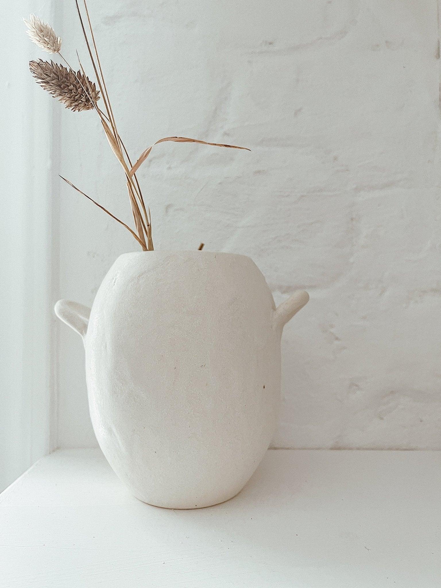 Small Bellied Handle Vase - MuddyHeartMuddyHeart