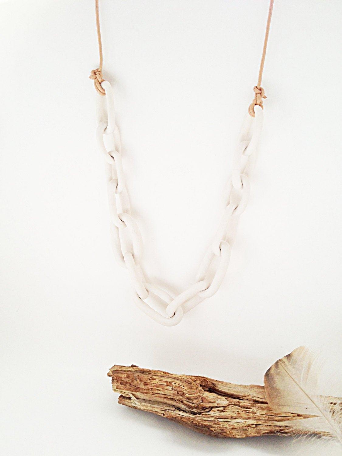 Porcelain Chain Link Necklace MuddyHeart